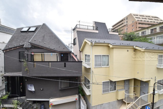 【展望】 | 物件のお問い合わせは、 ０３－６７２１－０８１８までお気軽にどうぞ！
バルコニーからの眺望