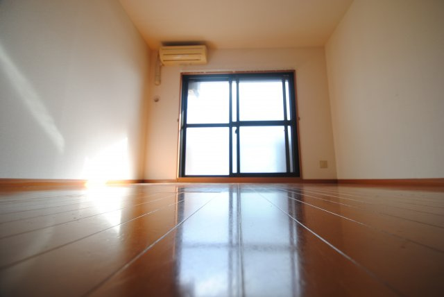 Ｆ・Ｇｅｍの洋室