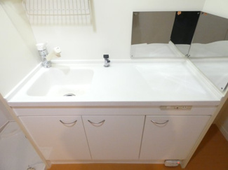 【内装】 | ストロベリーキャンドル