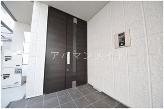 【エントランス】 | 安心のオートロック付き ！