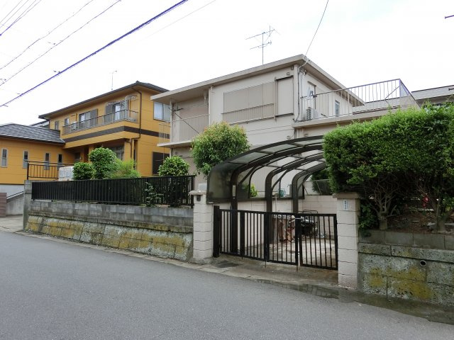 八千代市勝田台７丁目　売地　建築条件なし　駅徒歩６分　南側６ｍ公道面　約６８坪の整形地の外観