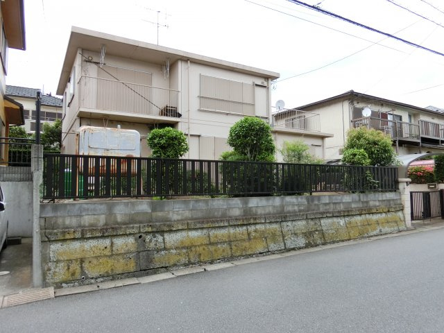 八千代市勝田台７丁目　売地　建築条件なし　駅徒歩６分　南側６ｍ公道面　約６８坪の整形地の外観