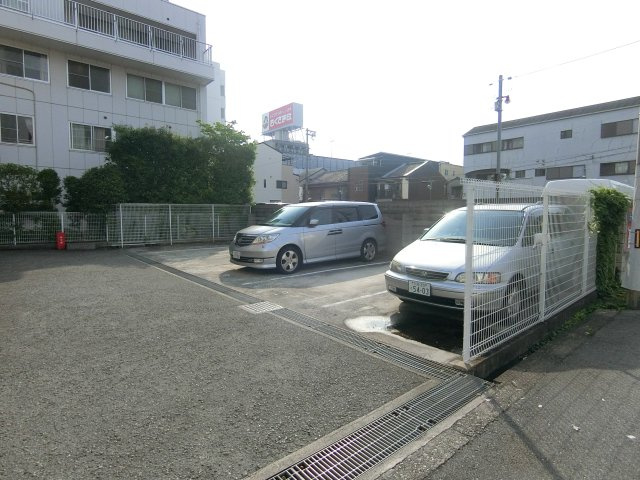 【駐車場】 | アンボジュール日愛