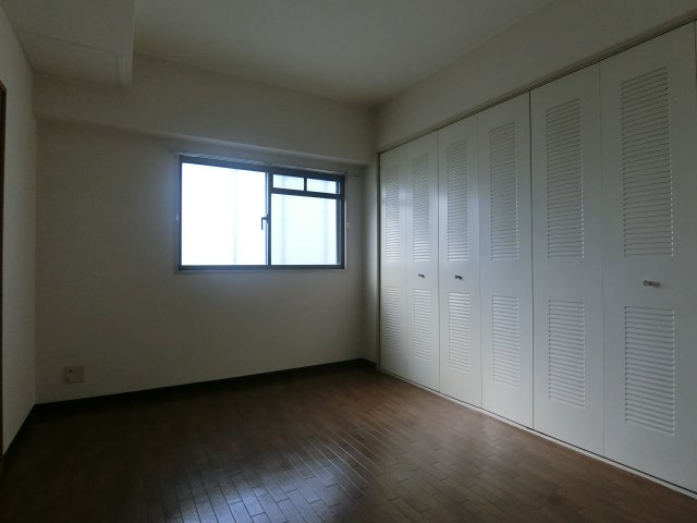 【寝室】 | アンボジュール日愛