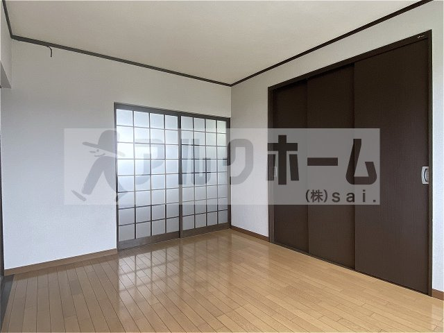 大清リバーサイドハイツ　の洋室