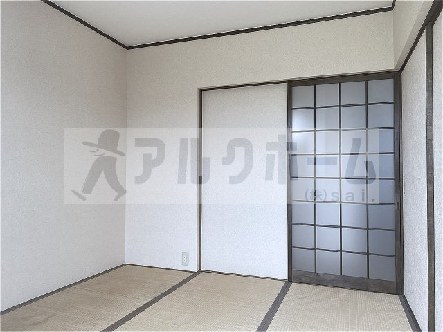 大清リバーサイドハイツ　の和室