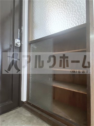 大清リバーサイドハイツ　の玄関