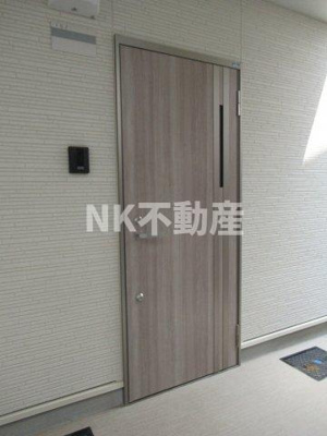 【玄関】 | エマイユ鴻池（鴻池新田賃貸） | 玄関です