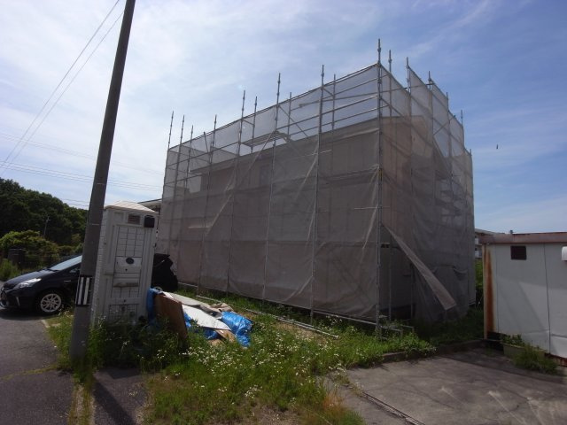 西区高雄台新築戸建の外観|現在、クロス張っている最中！。