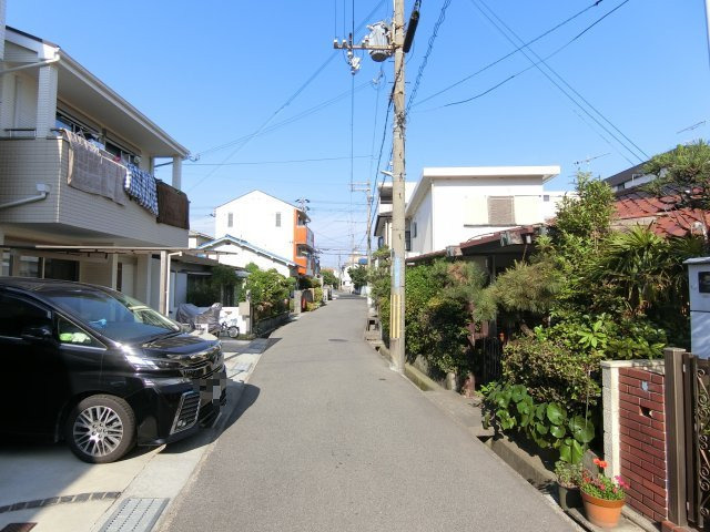神戸市垂水区泉が丘1丁目の前面道路含む現地写真|前面道路含む現地写真です