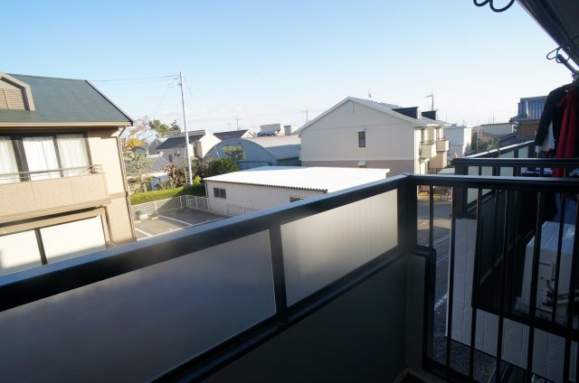 東ハイツ宝塚のバルコニー