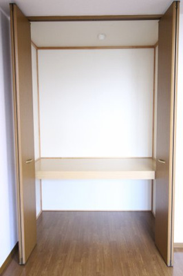 【収納】 | ウィステリア　B棟 | ★大きなクローゼット！荷物の多い方でも安心です★