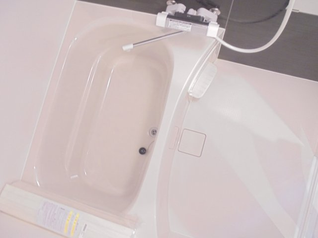 グロリアコート市川の浴室
