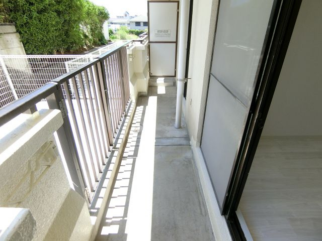 ヴィラ仲谷向陽台のバルコニー