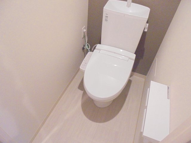 グロリアコート市川のトイレ