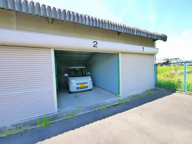 前栽町倉庫（大井ガレージ）の外観