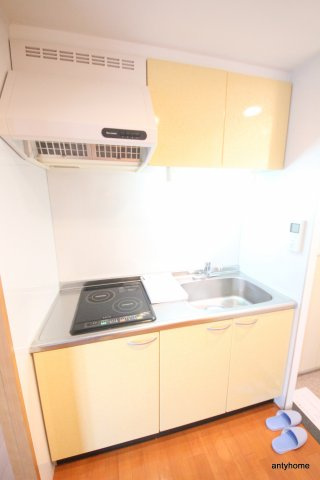 ウィスタリア京橋　仲介手数料無料のキッチン