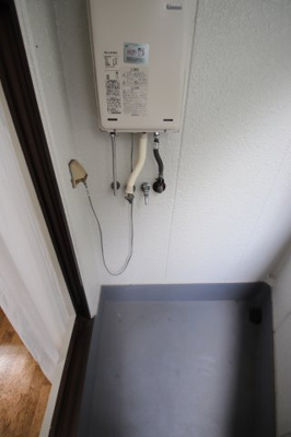 【設備】 | ウエムラグレース白鷺 | 室外洗濯機置場