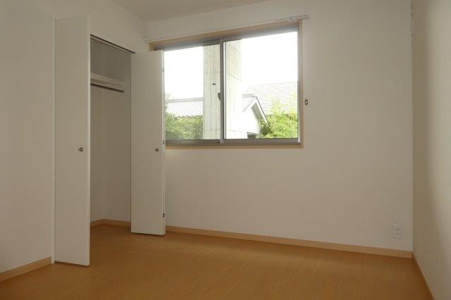 ファヴィリータCの寝室|洋室