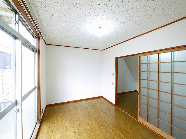 松の里ハイツの洋室|洋室です