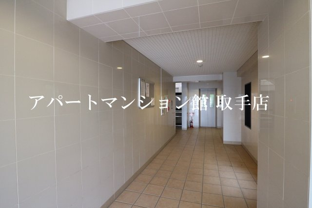 カネキン第二ビルのエントランス