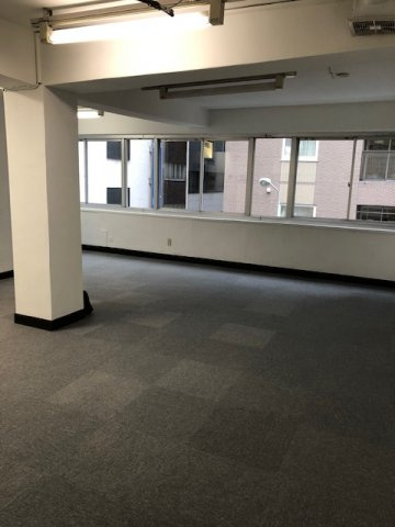 仲通りビルの内装