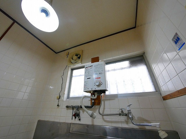 吉田貸家のキッチン|お料理しやすいキッチンです