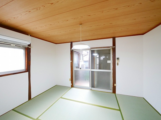 吉田貸家の内装|明るい色調の室内です