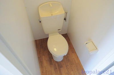 【トイレ】 | 椎の実4