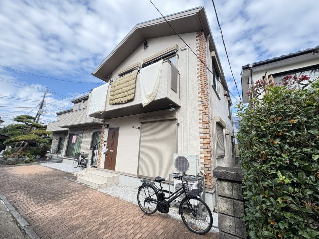 レジデンス中神の外観
