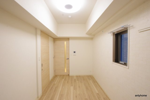 プレサンス心斎橋レヨン　仲介手数料無料の洋室