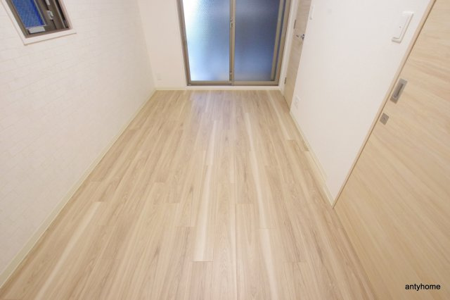 プレサンス心斎橋レヨン　仲介手数料無料の洋室