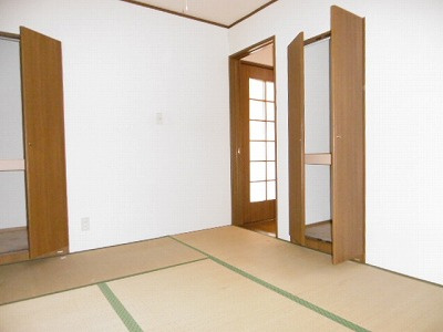 【収納】 | グランドハイツB棟　 | 和室、押入れ付き