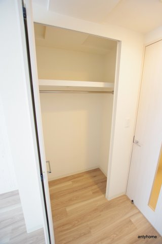 プレサンス心斎橋ソレイユ　仲介手数料無料の収納