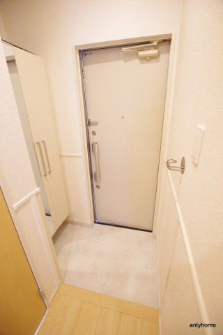 シャトーノール高倉の玄関