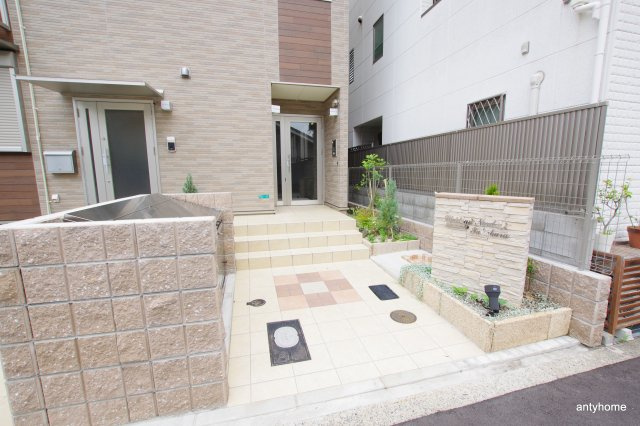 シャトーノール高倉のエントランス