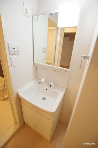 シャトーノール高倉の洗面所