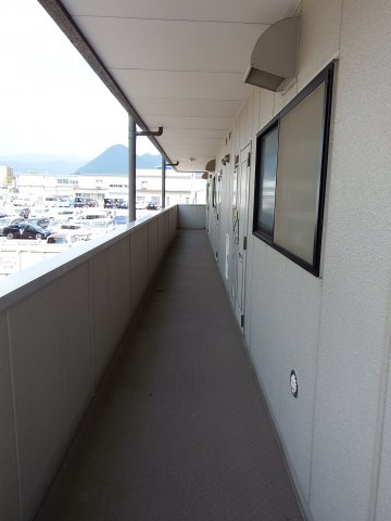 ライフステージ宮ハウスⅠのエントランス