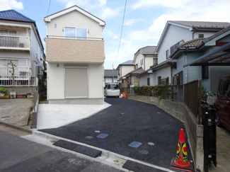 【前面道路含む現地写真】