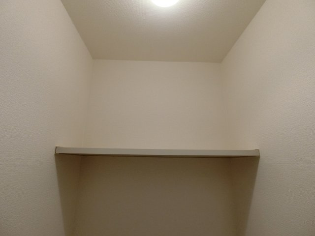 ラシェットエムザA棟の収納