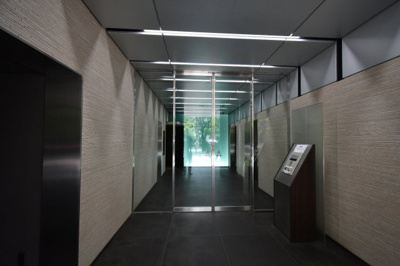 【エントランス】 | プリズムタワー