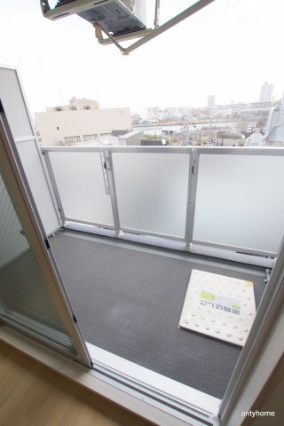 エステムコート梅田天神橋3アヴァンテのバルコニー