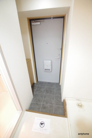 エステムコート梅田北　仲介手数料無料の玄関