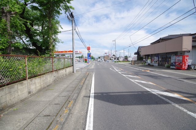 那須塩原市豊浦北町　事業用地の前面道路含む現地写真|板室街道に接道、利便性良好