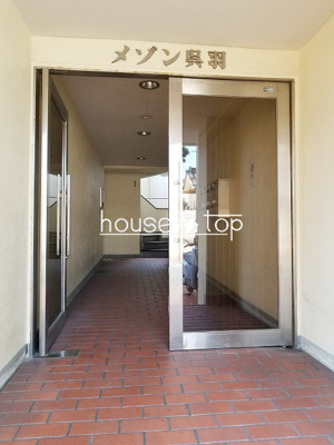 【エントランス】 | メゾン呉羽