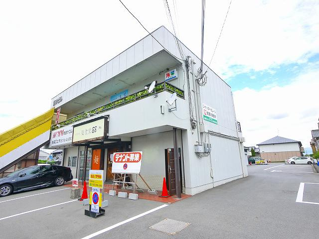 酒井ビルの外観