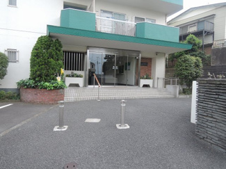 【エントランス】