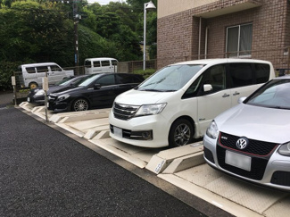 【駐車場】