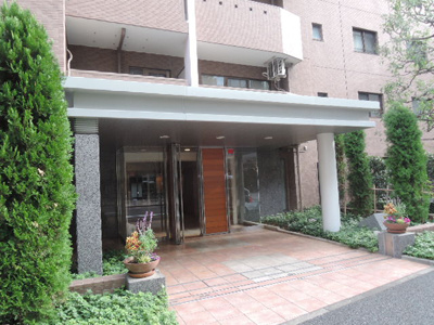 【エントランス】 | クリオ横浜西口弐番館 | 横浜市営地下鉄ブルーライン「横浜」駅徒歩10分、JR東海道本線「横浜」駅徒歩11分の複数路線利用可能と好立地！