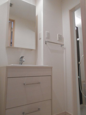 【独立洗面台】 | リブリ・ＬＵＸＴＩＡ